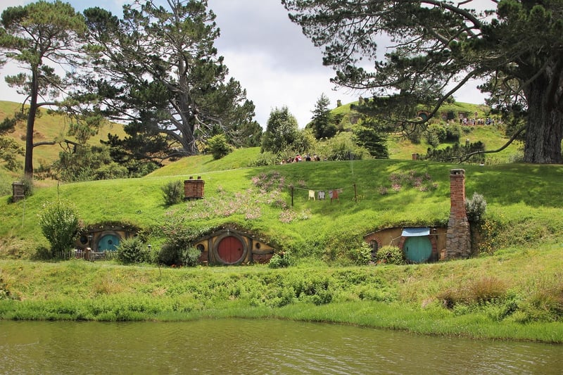 Hobbiton Movie Set